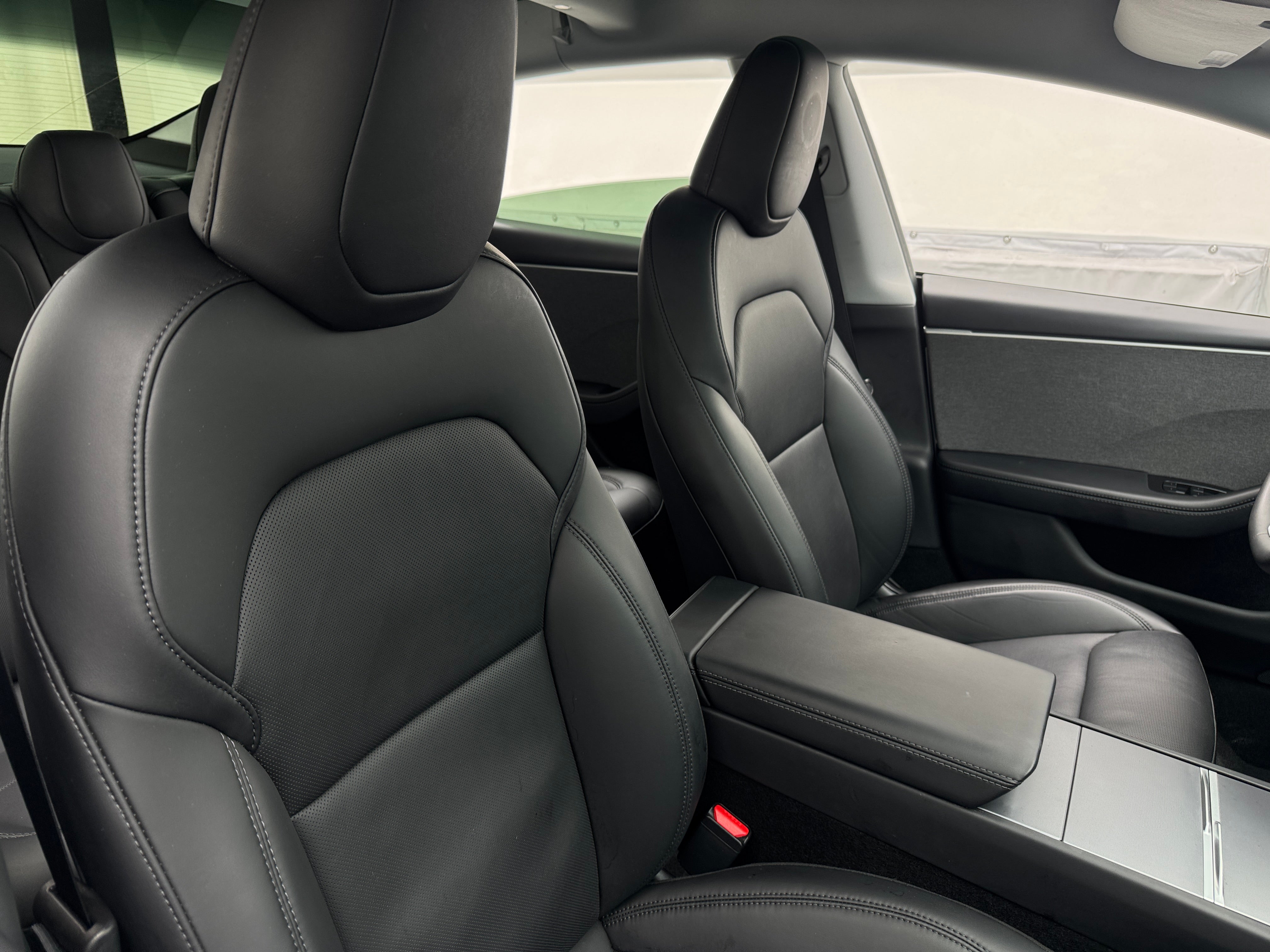 tesla model 3 2025 5YJ3E1EA1SF007808 image tesla model 3 2025 5YJ3E1EA1SF007808 image
